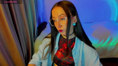 Stephanie online show from 5, 4, 2026