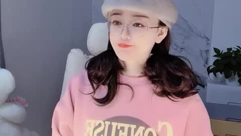 Snapshot of happysweetie168 chatting on 23, 12, 2024 Daisy online show from 23, 12, 2024