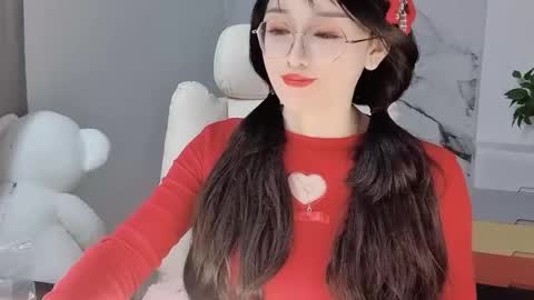 Snapshot of happysweetie168 chatting on 13, 2, 2025 Daisy online show from 13, 2, 2025