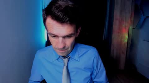 Steve online show from 28, 10, 2025