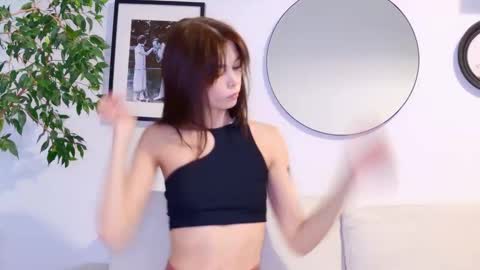 Snapshot of hard_candy_baby chatting on 16, 12, 2025 hard_candy_baby online show from 16, 12, 2025