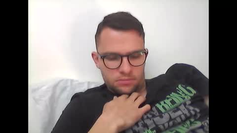 hardboylovemilfmoom online show from 6, 4, 2026