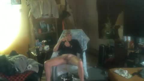 Snapshot of hardinhand44 chatting on 21, 11, 2025 john nobles online show from 21, 11, 2025