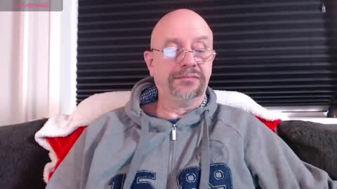 MrLazy online show from 5, 1, 2025