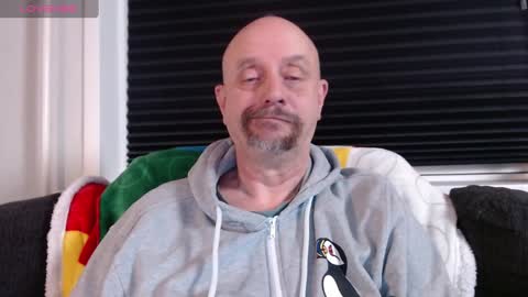 MrLazy online show from 7, 1, 2025