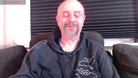 MrLazy online show from 5, 2, 2025