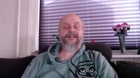 Snapshot of hardmrlazy chatting on 7, 1, 2026 MrLazy online show from 7, 1, 2026