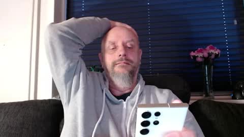 Snapshot of hardmrlazy chatting on 13, 1, 2026 MrLazy online show from 13, 1, 2026