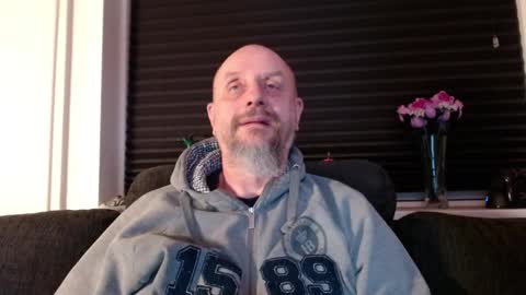 Snapshot of hardmrlazy chatting on 16, 1, 2026 MrLazy online show from 16, 1, 2026