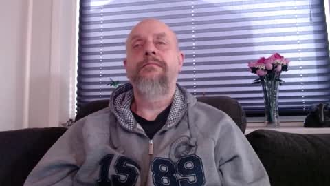 Snapshot of hardmrlazy chatting on 17, 1, 2026 MrLazy online show from 17, 1, 2026