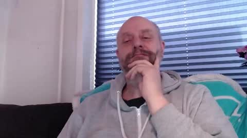 Snapshot of hardmrlazy chatting on 14, 2, 2026 MrLazy online show from 14, 2, 2026