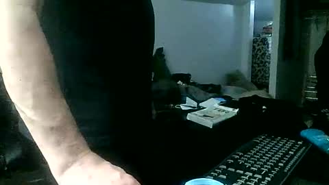 Snapshot of hardnhorny4hottys chatting on 5, 12, 2024 Hardnhorny4hottys online show from 5, 12, 2024