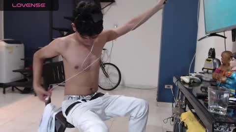 Andres Dean online show from 1, 2, 2025