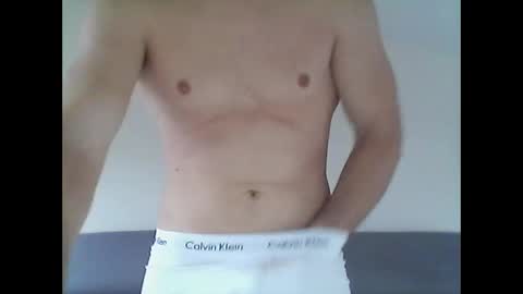 Snapshot of hardwanker75 chatting on 21, 12, 2025 hardwanker75 online show from 21, 12, 2025