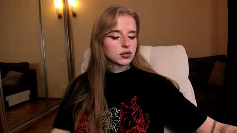 Julia online show from 5, 4, 2026