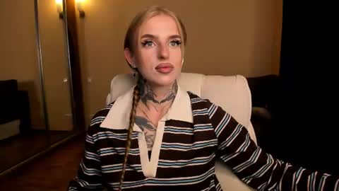 Julia online show from 19, 7, 2026