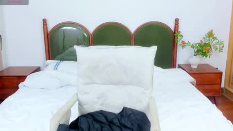 Snapshot of harriethelen chatting on 5, 2, 2026 helen online show from 5, 2, 2026