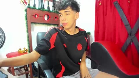 Snapshot of harry_latinboy chatting on 16, 12, 2024 Harry online show from 16, 12, 2024