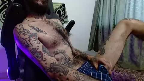 Snapshot of harry_reems_ chatting on 19, 6, 2026 OMAR online show from 19, 6, 2026