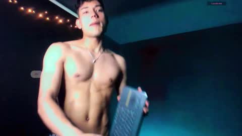 Snapshot of harrydavidsonx chatting on 29, 11, 2025 ... online show from 29, 11, 2025