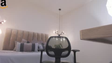 Snapshot of harryy_joness chatting on 8, 12, 2024 Harry Jones online show from 8, 12, 2024