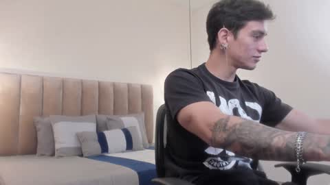 Snapshot of harryy_joness chatting on 30, 1, 2025 Harry Jones online show from 30, 1, 2025