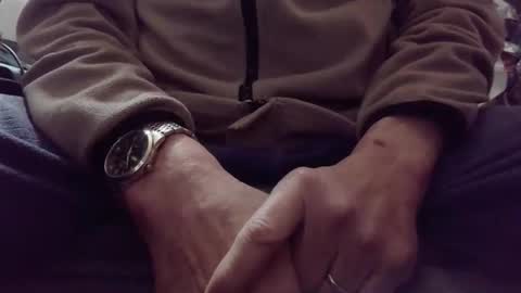 Snapshot of hartl1112 chatting on 1, 12, 2025 hartl1112 online show from 1, 12, 2025