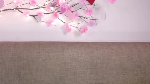     online show from 21, 2, 2025