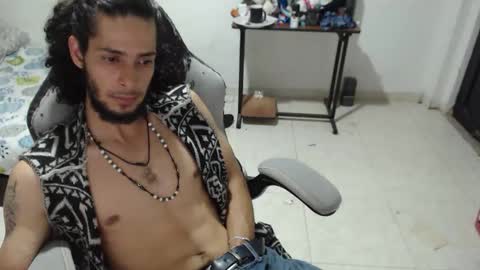 Snapshot of hasani_savala chatting on 14, 11, 2025 Hasani online show from 14, 11, 2025