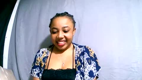 Snapshot of hasimina09 chatting on 8, 10, 2025 hasimina09 online show from 8, 10, 2025