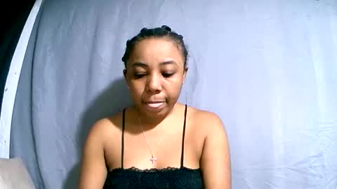 Snapshot of hasimina09 chatting on 9, 10, 2025 hasimina09 online show from 9, 10, 2025