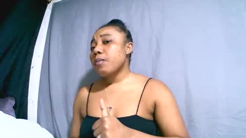 Snapshot of hasimina09 chatting on 20, 10, 2025 hasimina09 online show from 20, 10, 2025