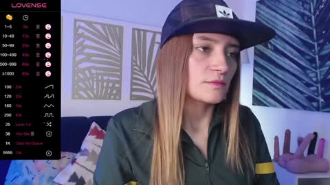 Snapshot of hat_girl chatting on 20, 1, 2025 Nicole online show from 20, 1, 2025