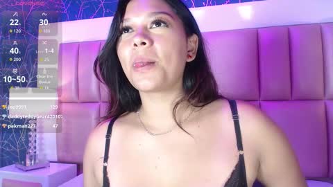 Snapshot of hatsajones chatting on 2, 11, 2025 hatsajones online show from 2, 11, 2025