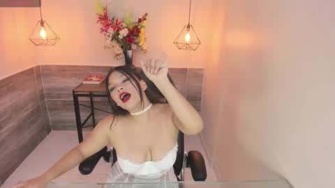 Snapshot of hatsajones chatting on 23, 11, 2025 hatsajones online show from 23, 11, 2025