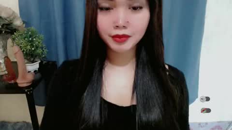 haylee online show from 2, 1, 2025