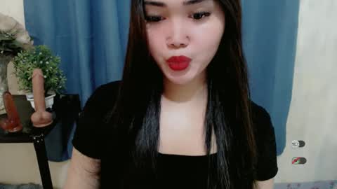 haylee online show from 2, 1, 2025