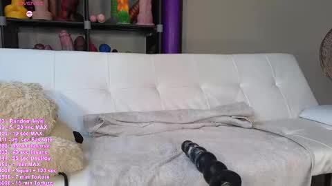 Haylee online show from 31, 5, 2026