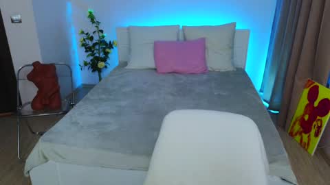 Hayle online show from 23, 1, 2025