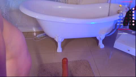 Hayle online show from 2, 2, 2025