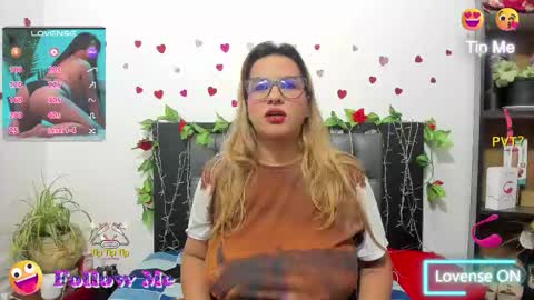 Snapshot of hazel_34 chatting on 21, 10, 2025 hazel online show from 21, 10, 2025