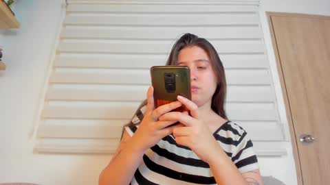 Snapshot of hazel_shy chatting on 6, 2, 2025 Im Hazel online show from 6, 2, 2025