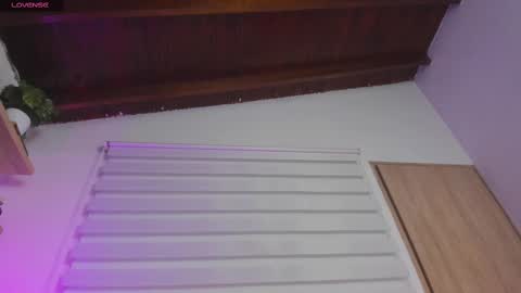 Im Hazel online show from 5, 3, 2025