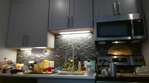 Hazel online show from 2, 2, 2025