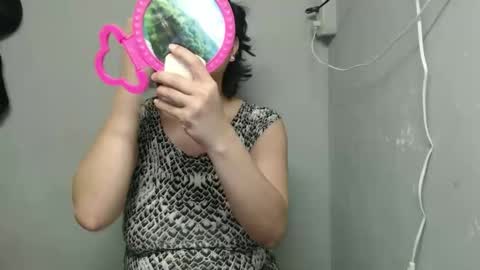 hazelannenatividad3 online show from 27, 4, 2026