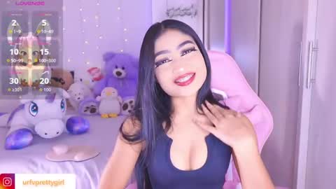 Snapshot of hazelbabee_ chatting on 5, 7, 2026 Lynn online show from 5, 7, 2026