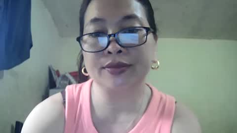 Snapshot of hazeldhane chatting on 5, 3, 2025 hazeldhane online show from 5, 3, 2025