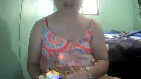 Snapshot of hazeldhane chatting on 12, 9, 2025 hazeldhane online show from 12, 9, 2025