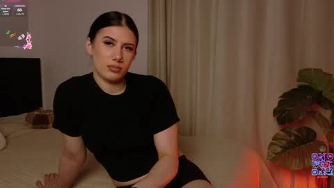hazelhayess online show from 18, 5, 2026