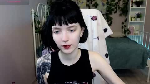 hazeltompson online show from 9, 11, 2025